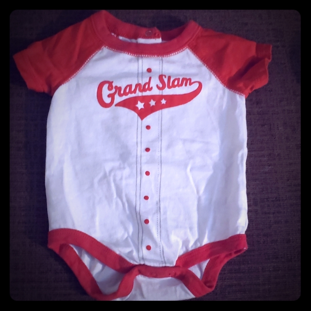 Circo onesie 0-3